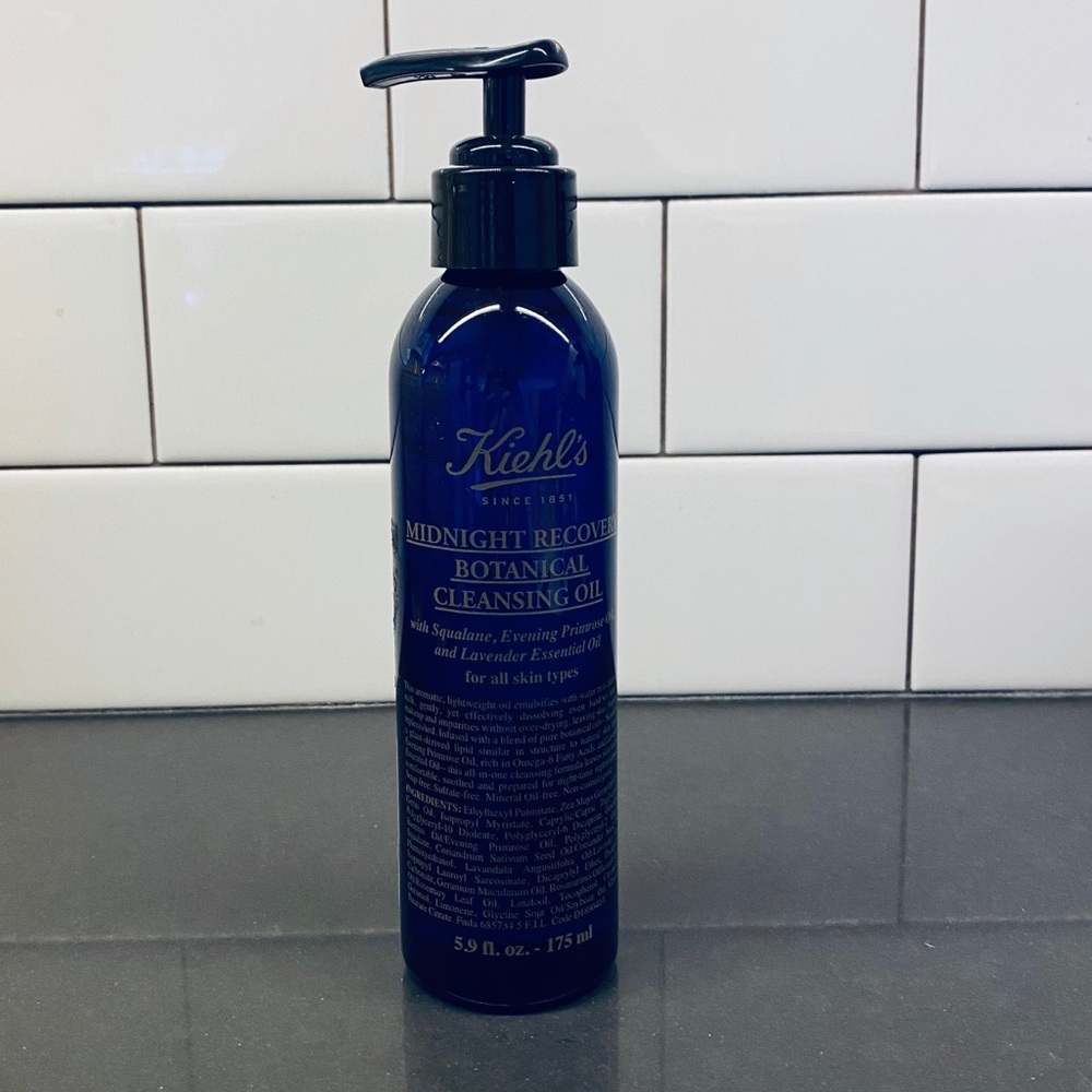 Kiehl’s Midnight Recovery Botanical Cleansing Gel